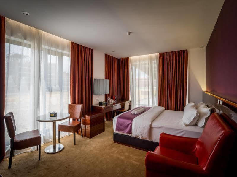 Wiwo Hotel Bintulu Εξωτερικό φωτογραφία