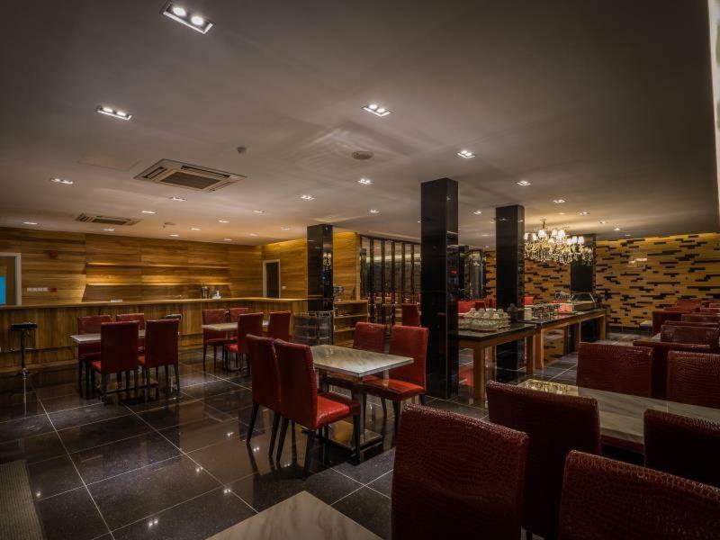 Wiwo Hotel Bintulu Εξωτερικό φωτογραφία