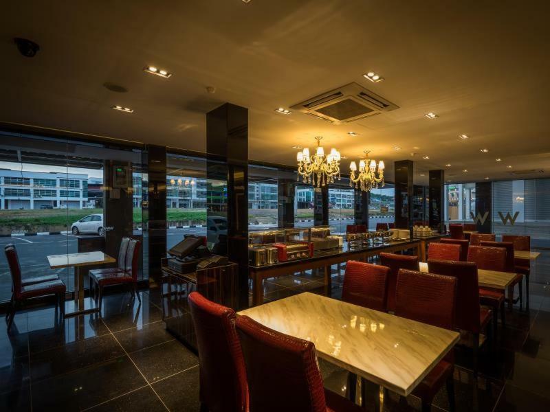 Wiwo Hotel Bintulu Εξωτερικό φωτογραφία